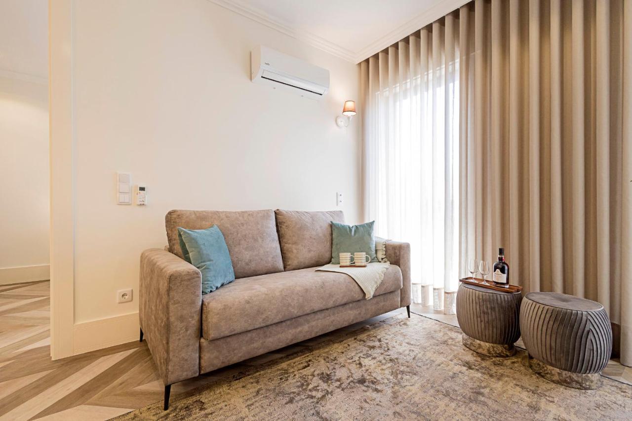 19 Nineteen Suites - Espinho Эшпинью Экстерьер фото